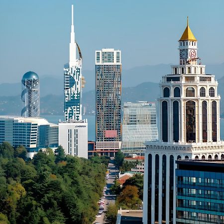 Orbi City Sea View Aparthotel Batumi Exteriör bild