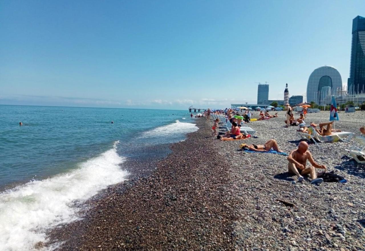 Orbi City Sea View Aparthotel Batumi Exteriör bild